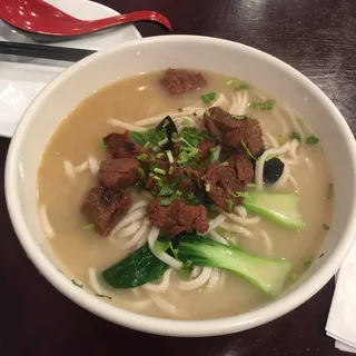 Beef In soup With Bread