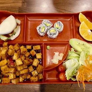 General Tso&apos;s Tofu bento