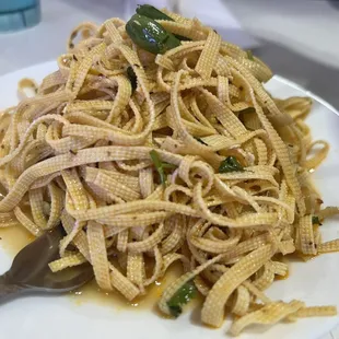 Mixed tofu skin