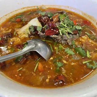 Boiled beef in hot sauce
