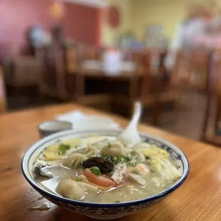 C11. Wor Wonton Soup