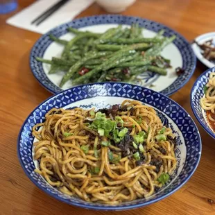 D12. Sichuan Dandan Noodles