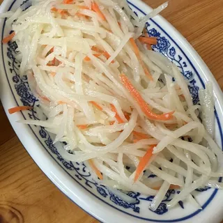 A1. Shredded Potato with Hot Oil Sauce