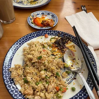 F4. Chicken Fried Rice
