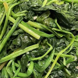 B6. Sauteed Spinach with Garlic
