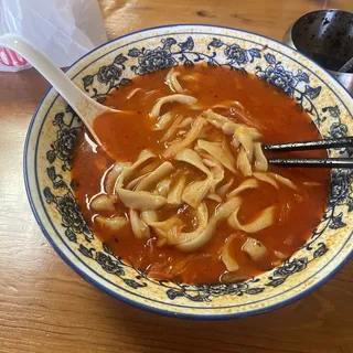 G1. Spicy Seafood Noodle Soup