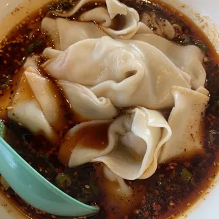 Wontons with Chili Sauce