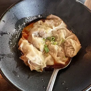 Wonton in Chili Sauce