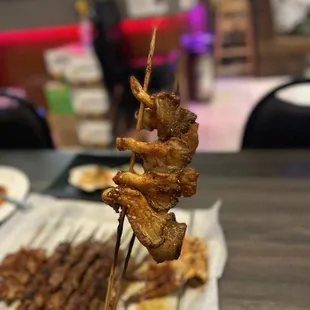 ig: @whatsviveating  |  oyster mushroom skewer