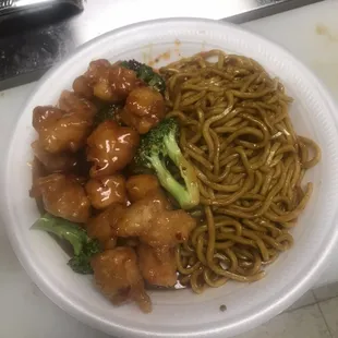ramen and noodles, noodle soup, ramen, noodles, food, noodle dish
