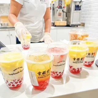 27. Scented Jasmine Tea With Honeycomb