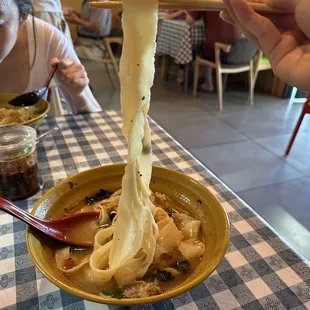 long noodle so thick! / ig: @joyyeats