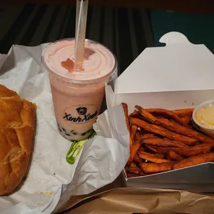 Strawberry Boba frappe, sweet potato fries, Bo Xao BahnMi