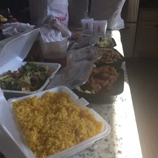 chicken wings and fried chicken, food