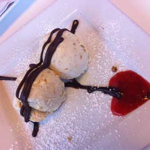 Torrijas Con Helado De Turron