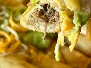 Los Favoritos Taco Shop