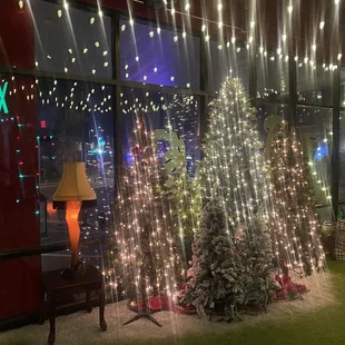 Thursday, 7 December 2023 at the Xmas Bar for a special Destination Cleveland event