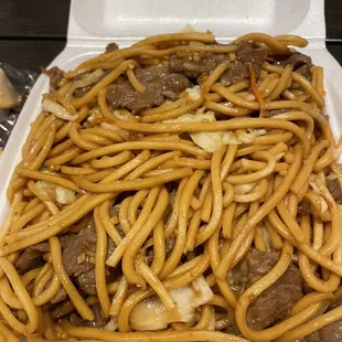 Beef Lo Mein