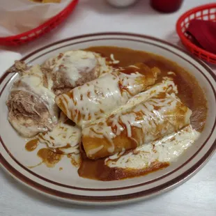 Great place in Stockton for authentic Mexican food hot and fresh tortillas are homemade.