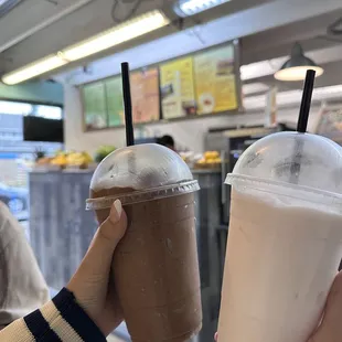 Xoco-coco &amp; Champola De Coco Smoothies