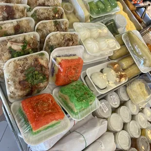 Stopped by Xoi Hoang to get some goodies