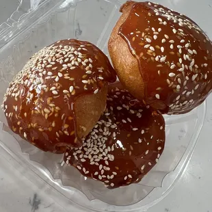 Banh Cam (with mung bean filling)