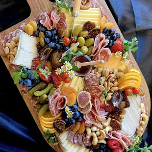 Family board upgraded with a wood board