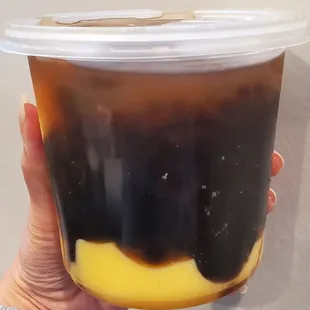 April 17th, 2023 - Darjeeling Black Tea: Chubby (26 Oz.), Tapioca (Large), Tapioca (Small), Egg Pudding, Grass Jelly ($6.59)