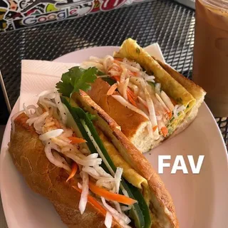 Fry-egg Banh Mi