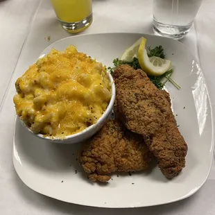 Xquisite's Catfish Dinner with Mac &amp; 5-Cheese Mac