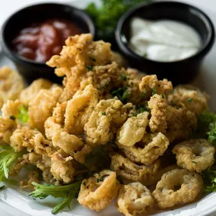 Crispy Fried Calamari $10