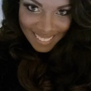 Shonna H.