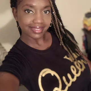 Shelisha W.