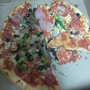 The toppings fell off completely...