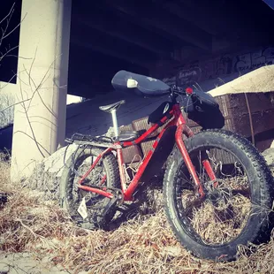 KHS 3000 with my studded winter tires which are velcro on ice allowing me to go out on frozen lakes and icy pavement