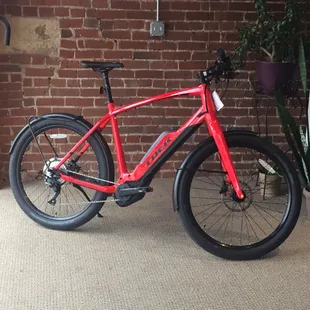 Trek electric Supercommuter 8