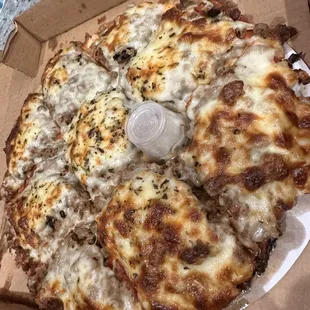 Medium supreme pizza