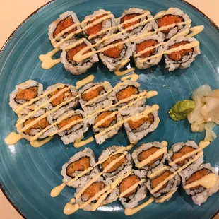 Spicy maki roll combo