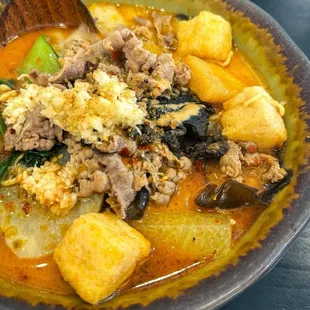 Slightly Spicy Beef Malatang