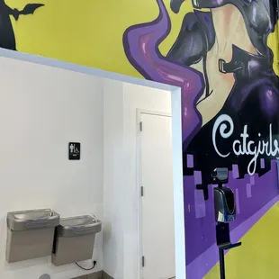 Unclearly marked bathrooms. This is the woman's side but it marked mens