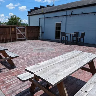 Patio area facing towards the brewery. The gate goes out to the front parking lot.