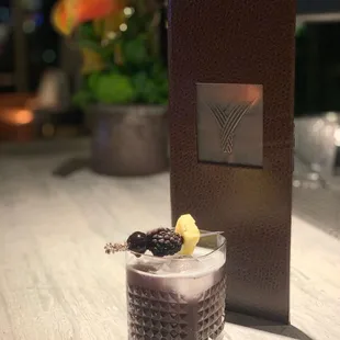 Y Lounge