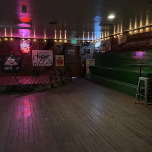 Dancing area ?