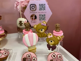 Sugar Addicts Sweets and Treats