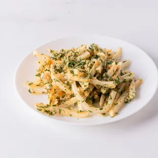 pasta dish, pasta, food