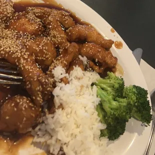 Sesame Chicken Lunch Portion