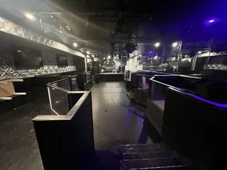 Dream Mega Lounge