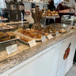 Dessert counter