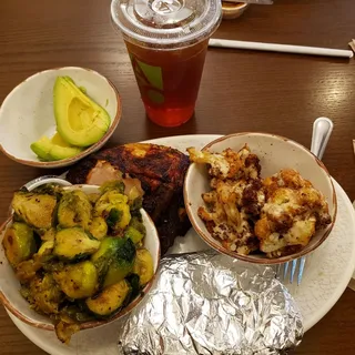 1/4 Rotisserie Chicken 2 Sides