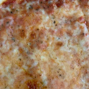 Uncut Pepperoni (cheese pizza) also- Luke warm.